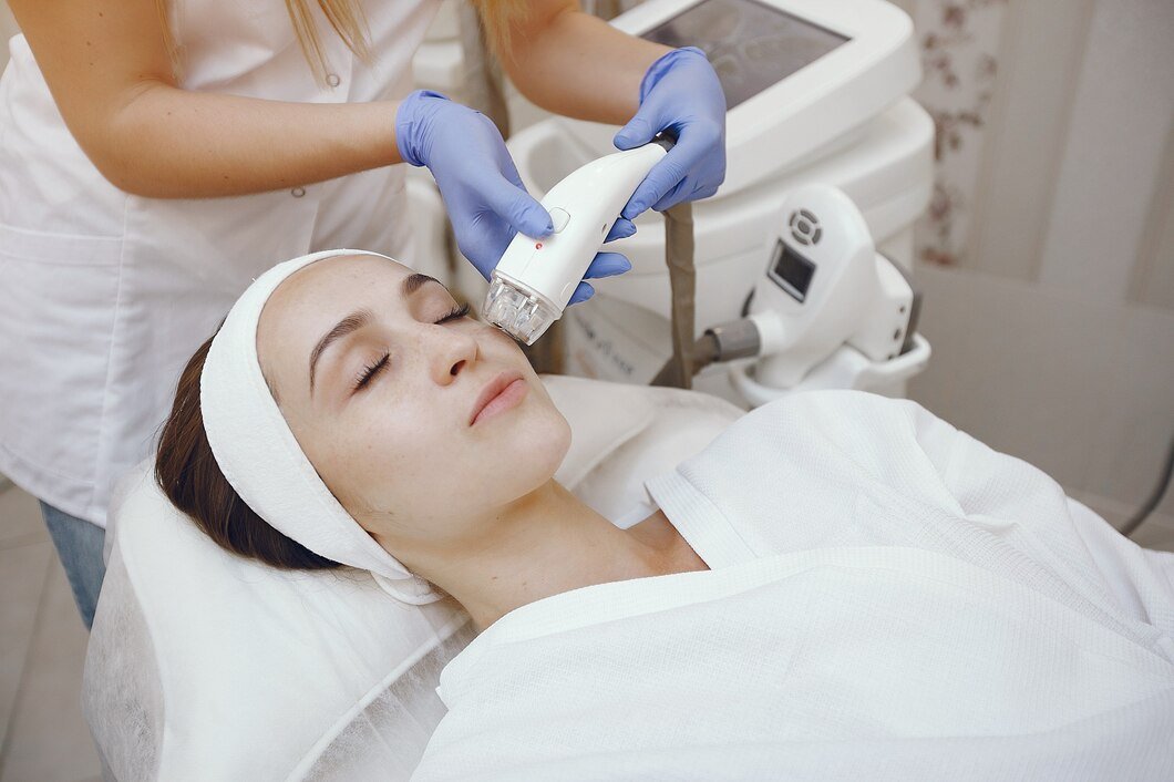 woman-cosmetology-studio-laser-hair-removal_1157-34939
